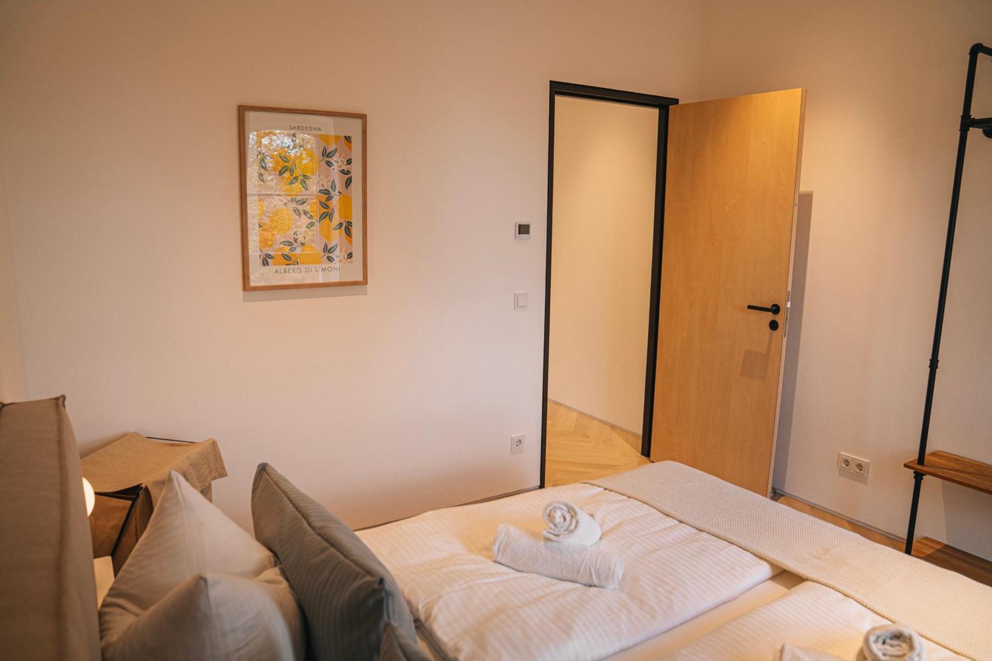 Rr - Penthouse - Luxe 105 Qm - Central - Wifi Magdeburg Dış mekan fotoğraf