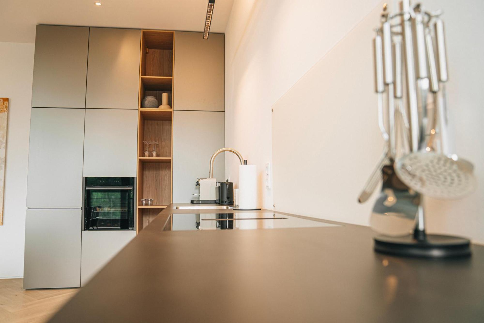 Rr - Penthouse - Luxe 105 Qm - Central - Wifi Magdeburg Dış mekan fotoğraf